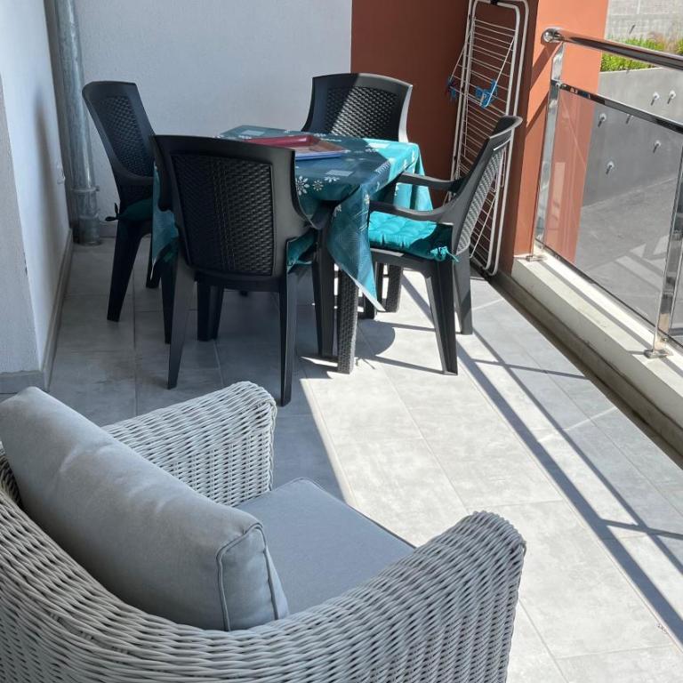 T1 proche aéroport et plage - Apartamento de 1 dormitorio - 4