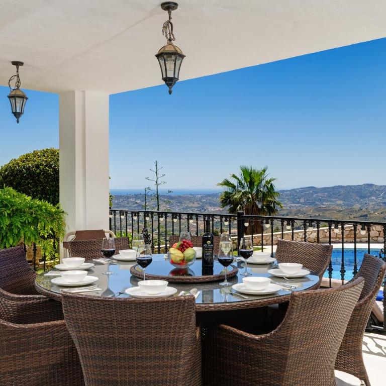 La Escala - 6 bedroom villa with pool - Villa - 52