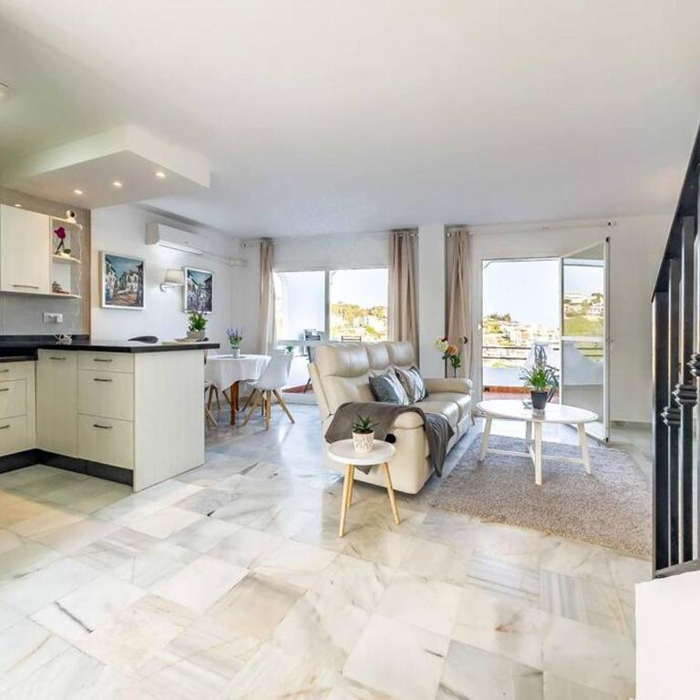 97-Townhouse With Roof Terrace & Views, Marbella - Two-Bedroom Apartment - 6