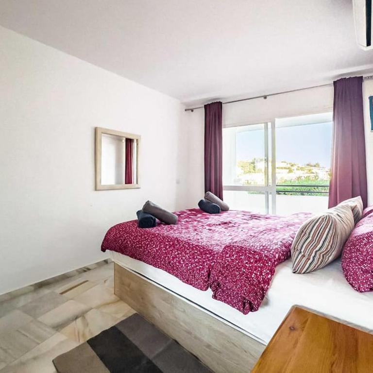 97-Townhouse With Roof Terrace & Views, Marbella - Two-Bedroom Apartment - 21