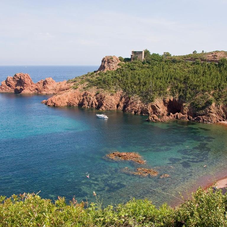 Agay Cap Esterel Village Allée Fleurs - F2 Clim vue golf et mer - Grande terrasse plein sud - Appartement 1 Chambre - 34