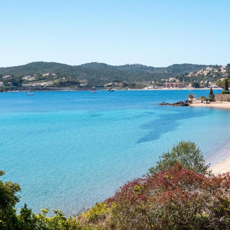 Agay Cap Esterel Village Allée Fleurs - F2 Clim vue golf et mer - Grande terrasse plein sud - Appartement 1 Chambre - 42
