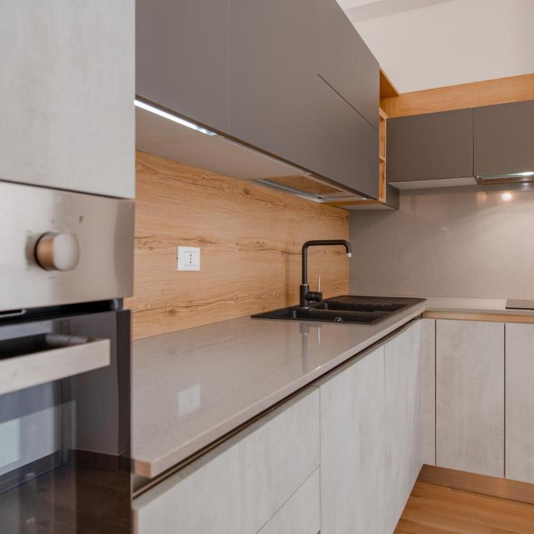 Royal Apartment by Toh Solution - Appartamento con 2 Camere da Letto - 13