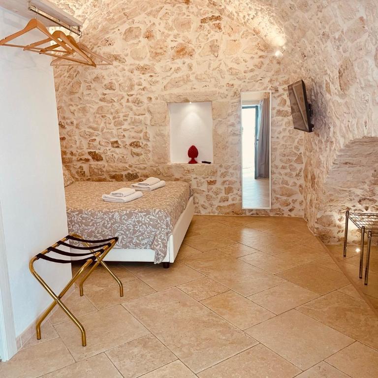 white room Ostuni - Camera Deluxe - 7