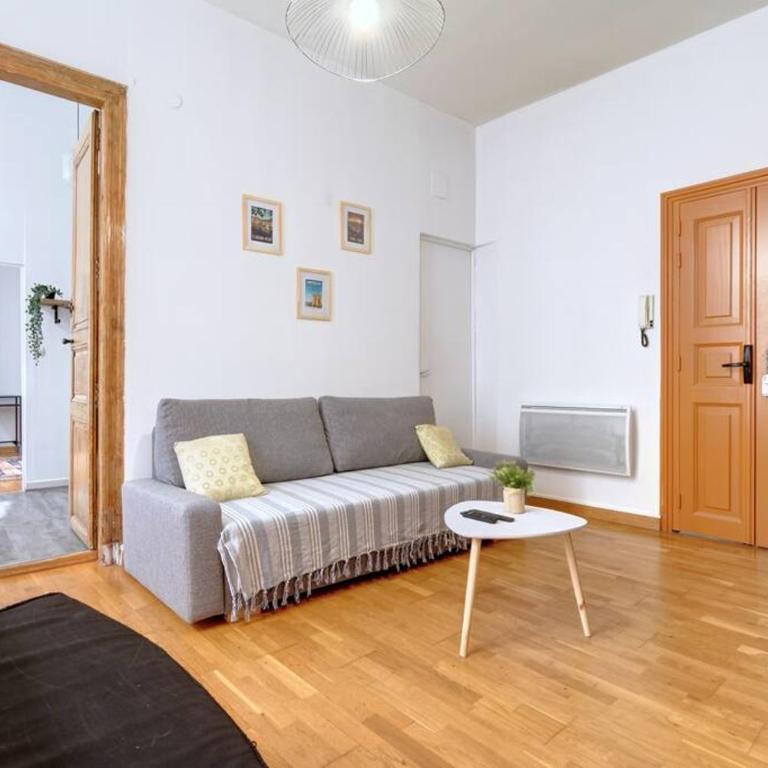 *Appart 2 chambres, Hypercentre, Emplacement N°1* - Appartement 2 Chambres - 9
