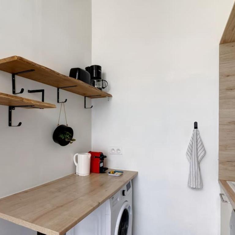 *Appart 2 chambres, Hypercentre, Emplacement N°1* - Appartement 2 Chambres - 17