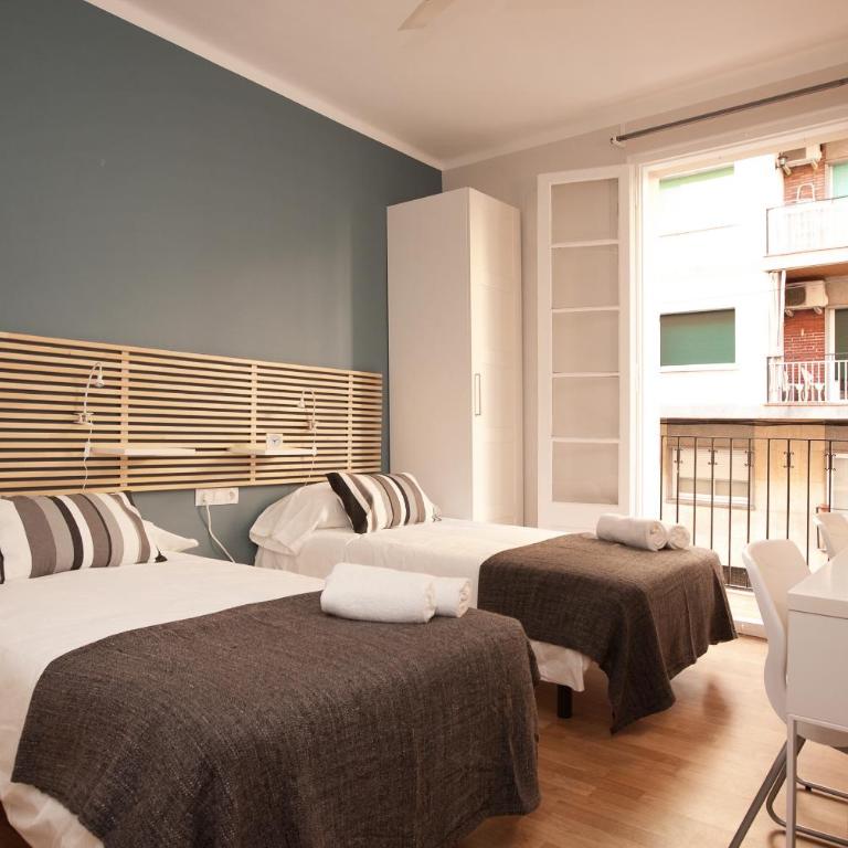 Enjoy Apartments VP Camp Nou 2 - Three-Bedroom Apartment - 1