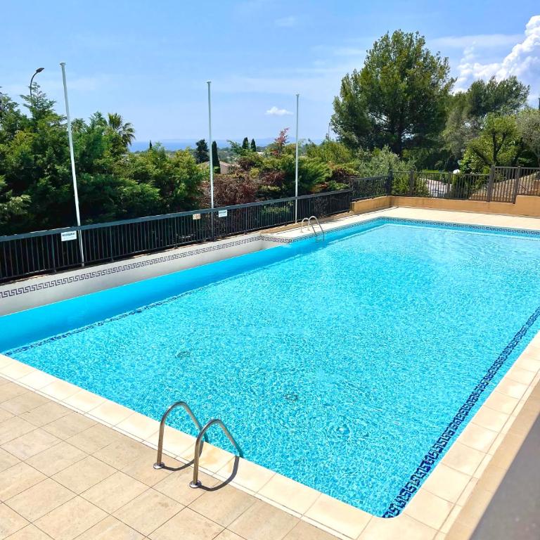 Appartement vue exceptionnelle - Apartamento de 1 dormitorio - 2