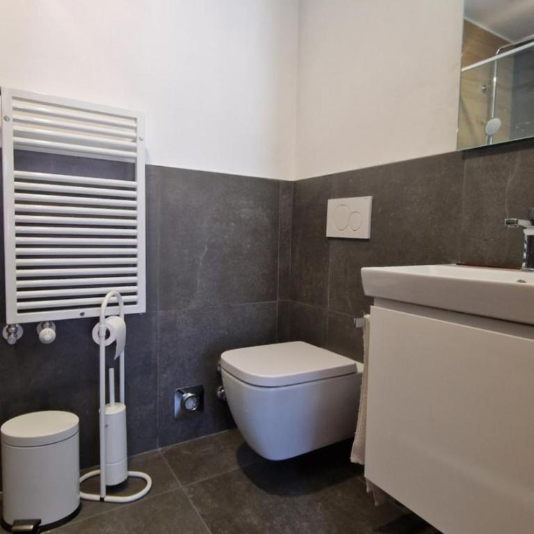 Appartamento Col con Terrazza Panoramica - Appartamento con 3 Camere da Letto - 10