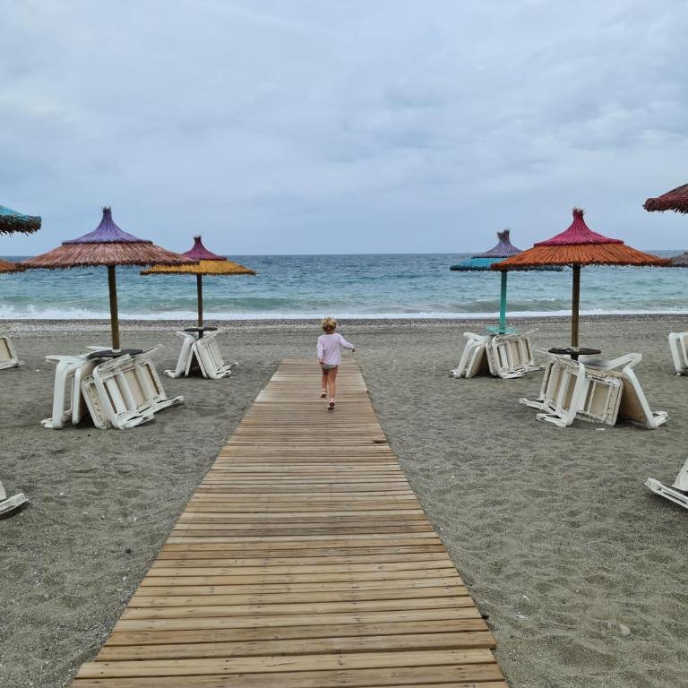 Seaside Serenity - Stylish Apartment with Spectacular Views - Apartamento con vistas al mar - 26