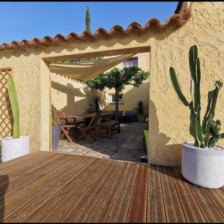 Belle maison vue montagne avec piscine privée à 5 minutes de la mer et village.i - Villa - 14