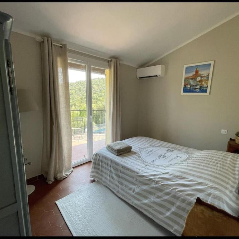 Belle maison vue montagne avec piscine privée à 5 minutes de la mer et village.i - Villa - 21