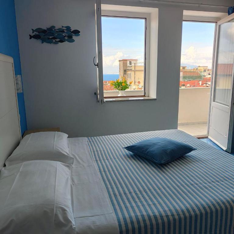 Palazzo Saltovar - Double or Twin Room with Sea View - 6