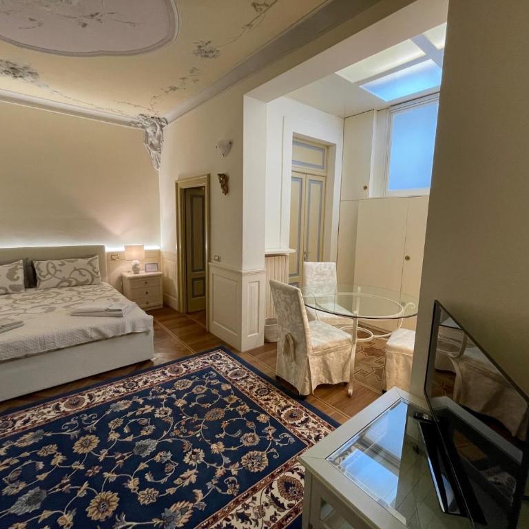 Relais Dei Mandorli suite centro - Camera Matrimoniale Deluxe - 6