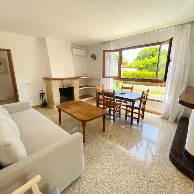 Villa Los Robles en Playa den Bossa con Piscina Privada - Casa de 2 dormitorios - 3
