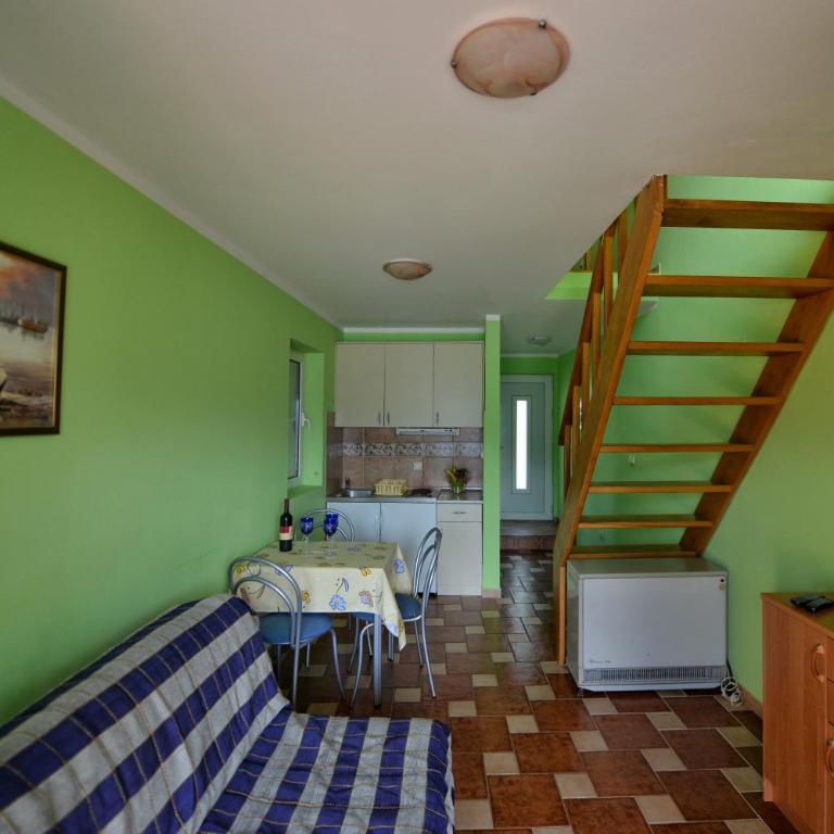Apartments Goran - Duplex Apartment with Balcony and Sea View - 9
