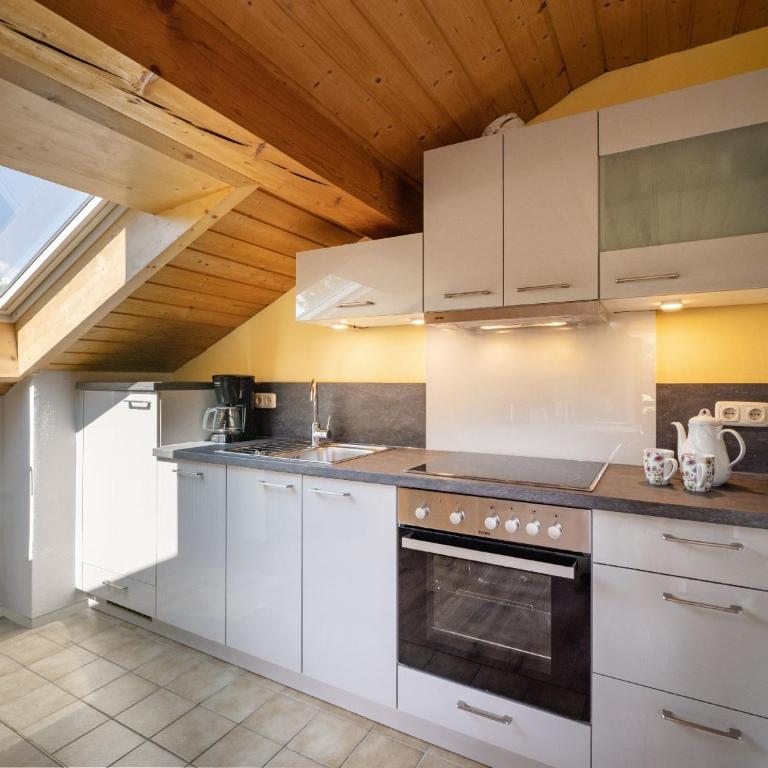 Ferienwohnung Gerstner - Apartment mit Balkon - 2