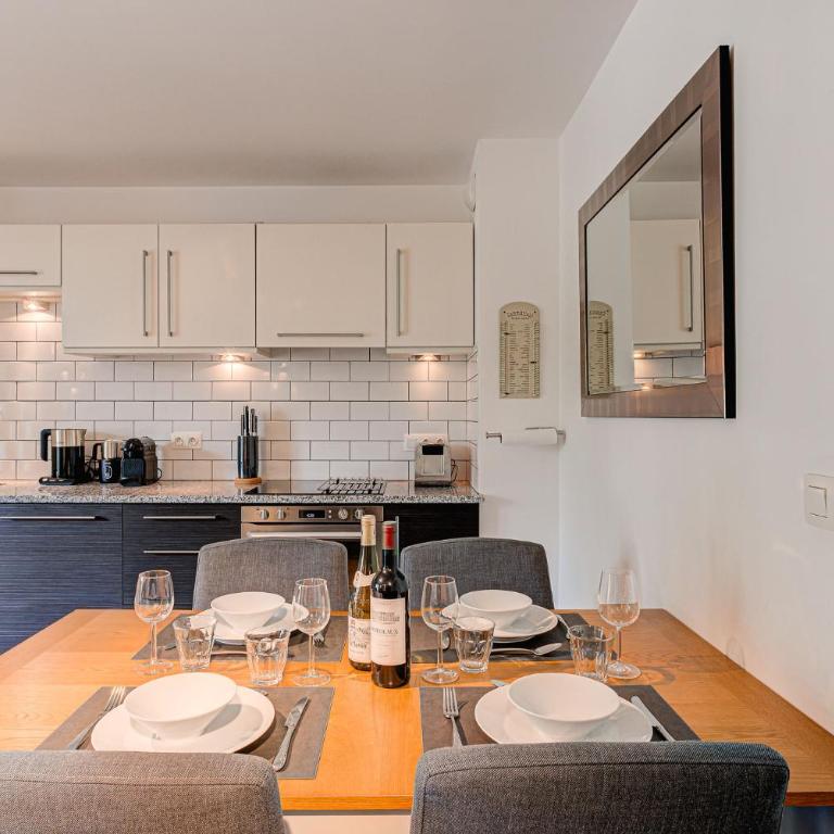 Apartment Cosmiques, Alpes Agency, Central Chamonix, Sleeps 4 - Appartement avec Vue sur la Montagne - 6