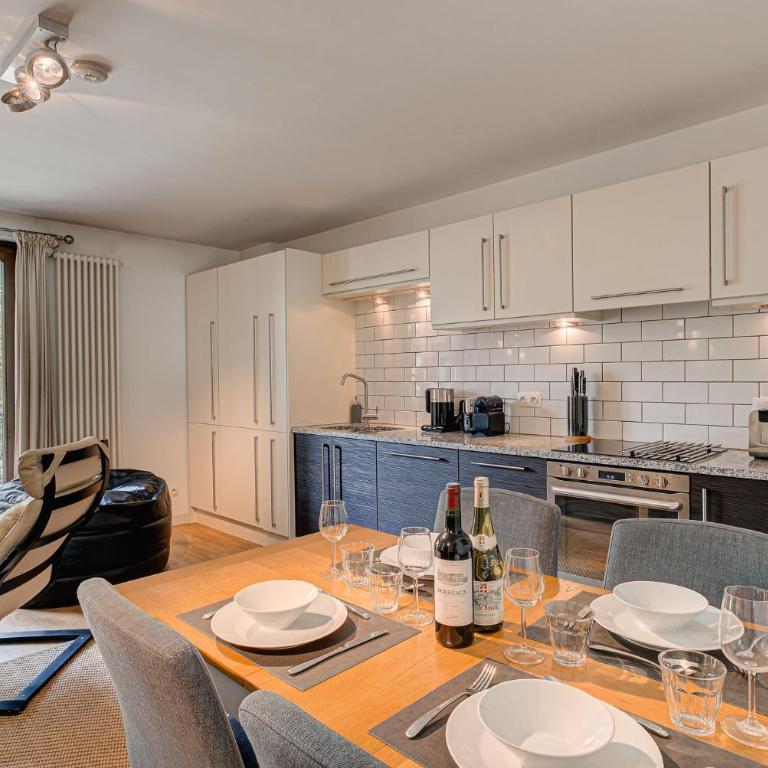 Apartment Cosmiques, Alpes Agency, Central Chamonix, Sleeps 4 - Appartement avec Vue sur la Montagne - 15