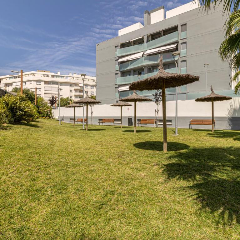 Allo Apartments Bonald Parking Piscina 3 Habitaciones - Apartamento de 3 dormitorios - 60