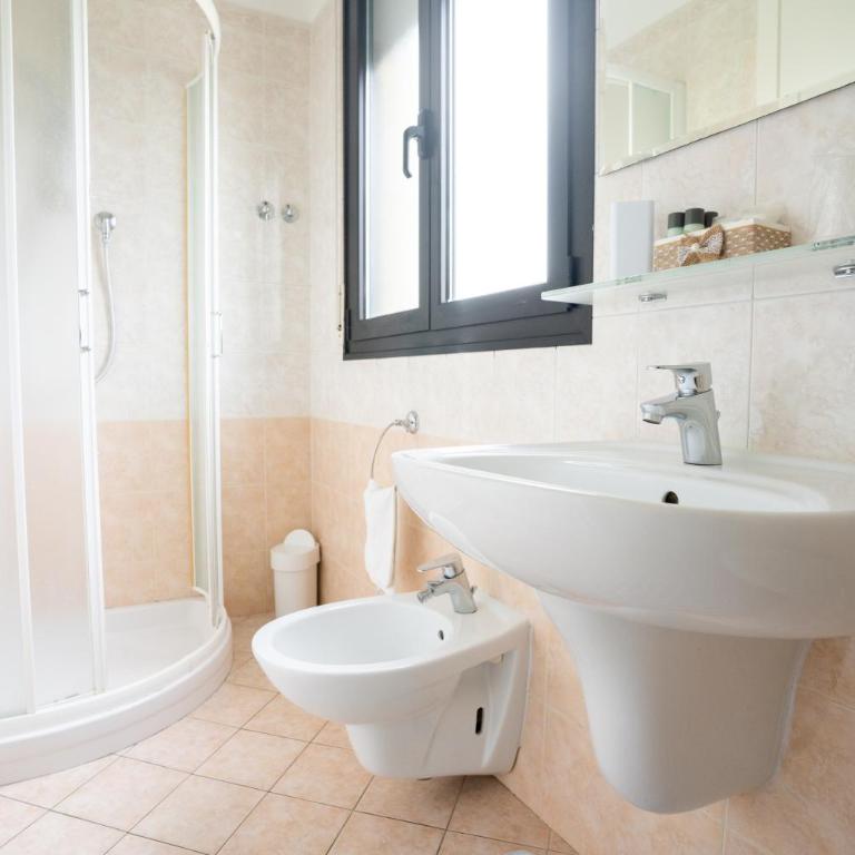 Residence Millennium - Appartamento con 1 Camera da Letto (4 Adulti) - 3