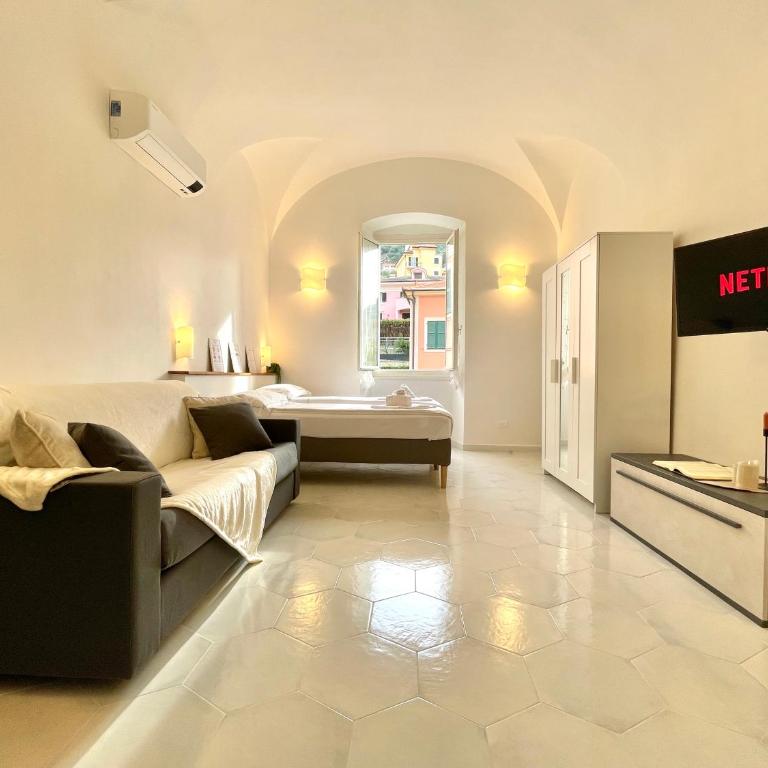 [Finalborgo] Elegante e Indipendente - A/C e WiFi - Appartamento Monolocale - 8