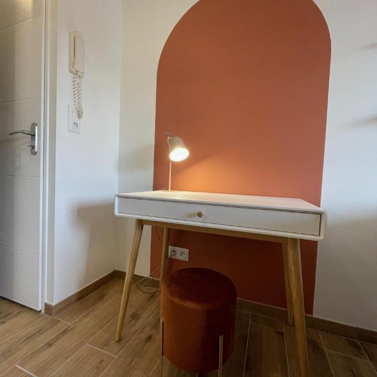 Magnifique Studio Calais Plage - Chambre Deluxe (2 Adultes + 1 Enfant) - 25