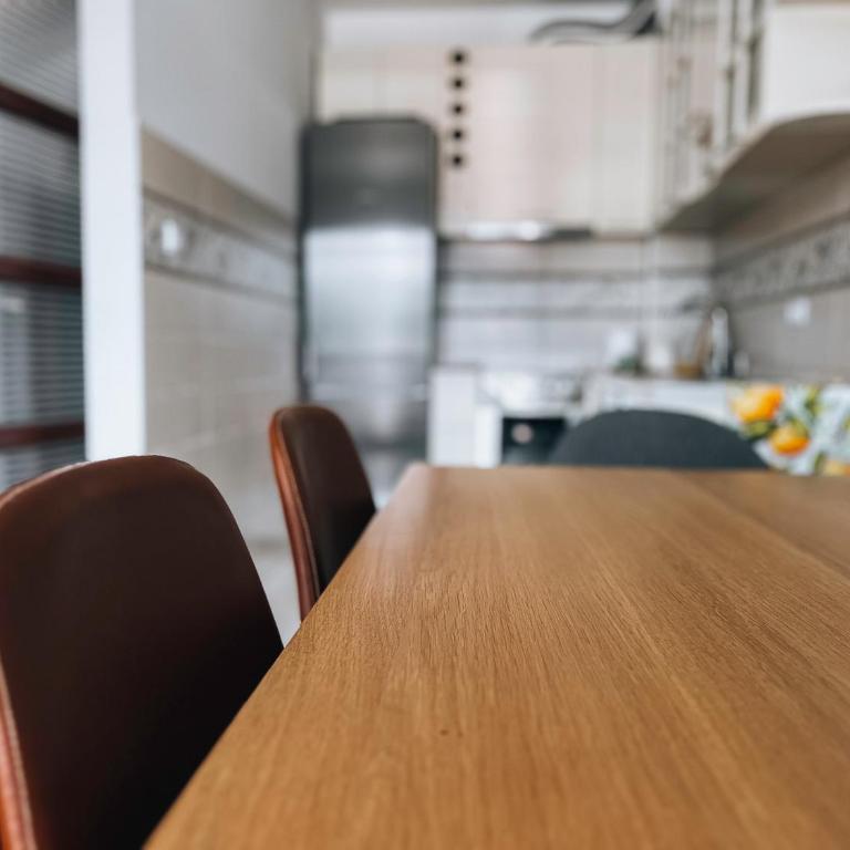 Apartment Loft - Three-Bedroom Premium Apartment with Balcony - 15