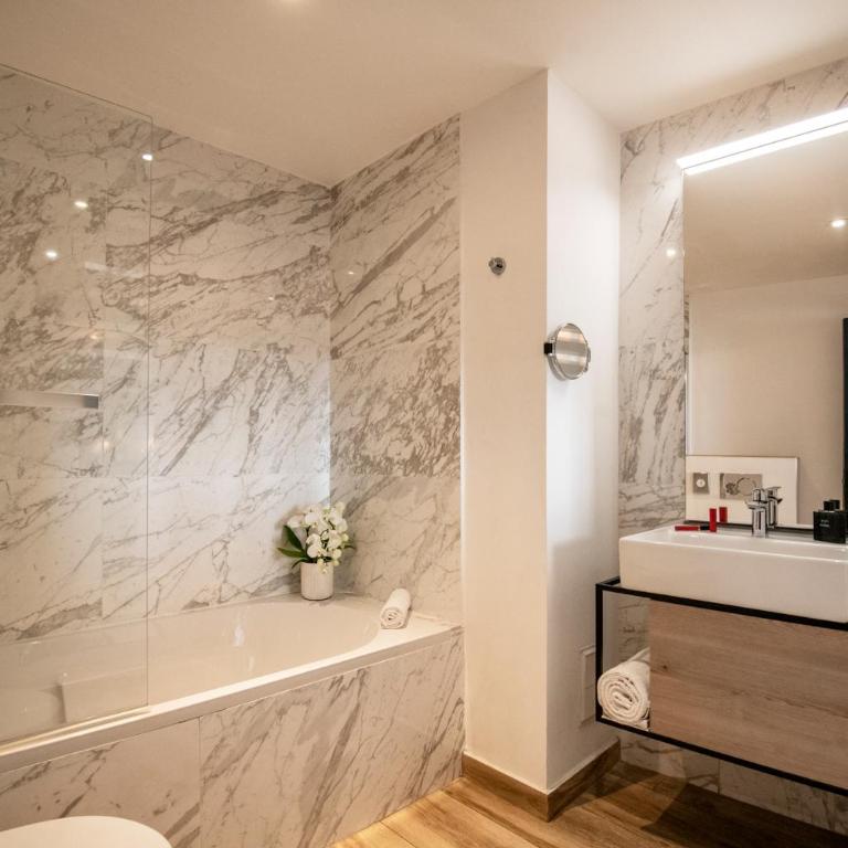 Best Western Plus Nice Cosy Hotel - Chambre Lit Queen-Size Deluxe - 3