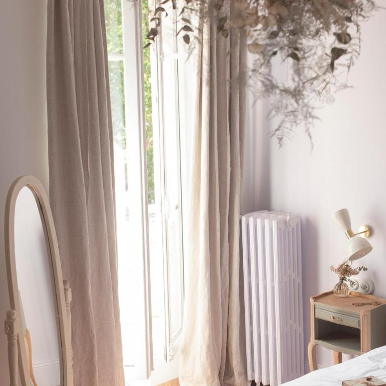 Maison Jullian - Chambre Double - Vue sur Jardin - 4