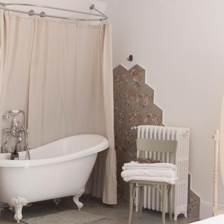 Maison Jullian - Chambre Double - Vue sur Jardin - 6