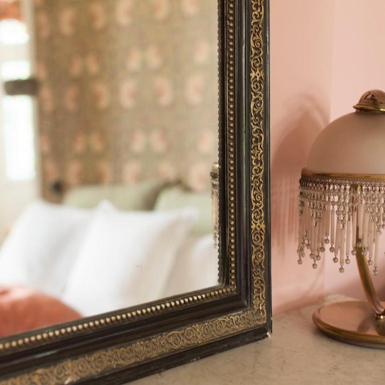 Maison Jullian - Chambre Double - Vue sur Jardin - 8