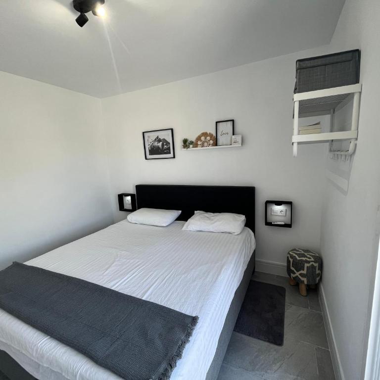 Prachtig gemoderniseerde woning op 250 meter van het strand - Casa de 4 dormitorios - 24