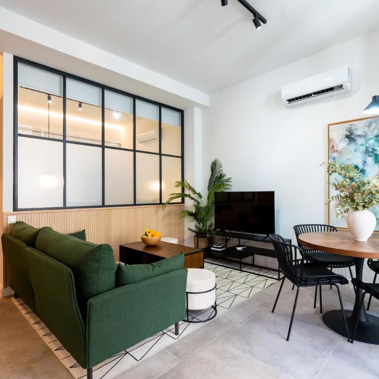 CV Brand New 2Br Apartament Triana by Covadon street - Apartamento de 2 dormitorios - 1