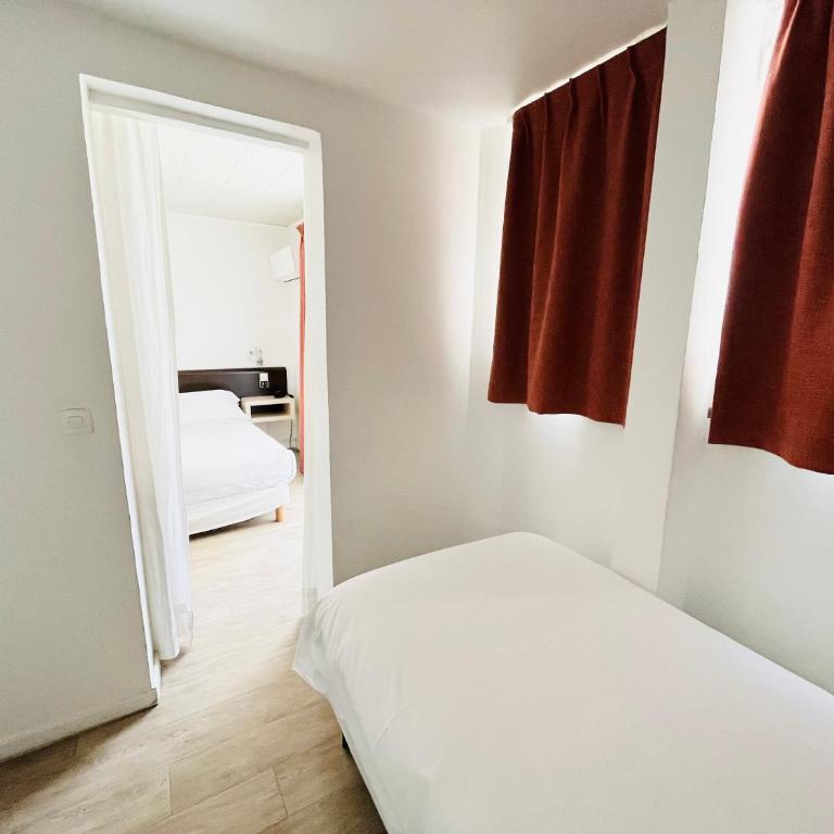 Brasilia Hôtel - Chambre Triple - Vue sur Ville - 7