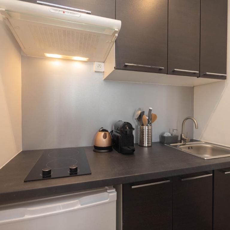 Splendide et idéalement situé proche du palais. - Apartamento de 1 dormitorio - 6