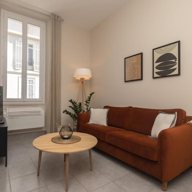 Splendide et idéalement situé proche du palais. - Apartamento de 1 dormitorio - 1