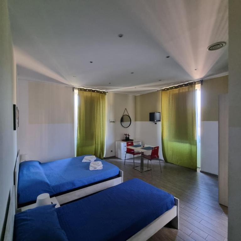 My Room Roma - Camera Tripla Comfort - 2