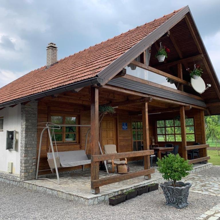 Unna-E Luxury House - Three-Bedroom House - 44