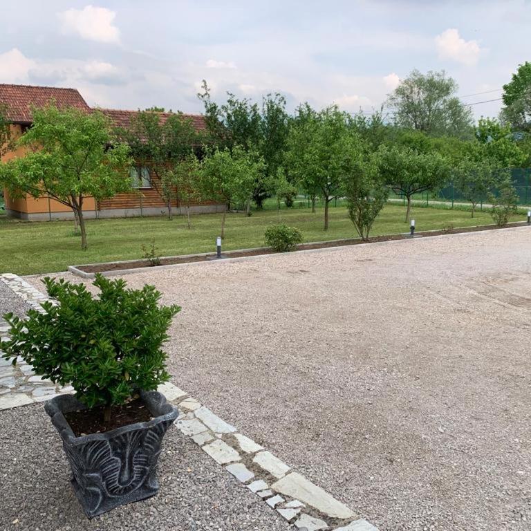 Unna-E Luxury House - Three-Bedroom House - 43