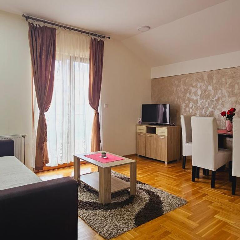 Apartments Premija - Deluks Apartman - 5