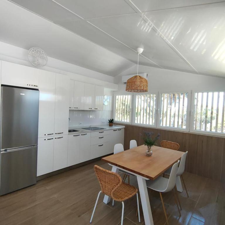 Apartamento Mistral 5, con piscina y parking. - Apartamento de 3 dormitorios - 5