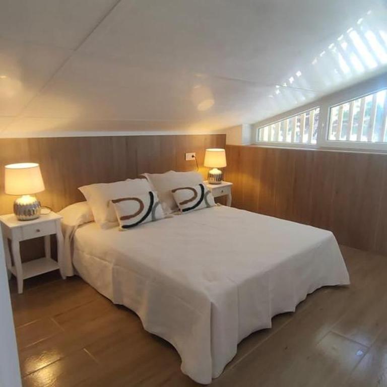 Apartamento Mistral 5, con piscina y parking. - Apartamento de 3 dormitorios - 9