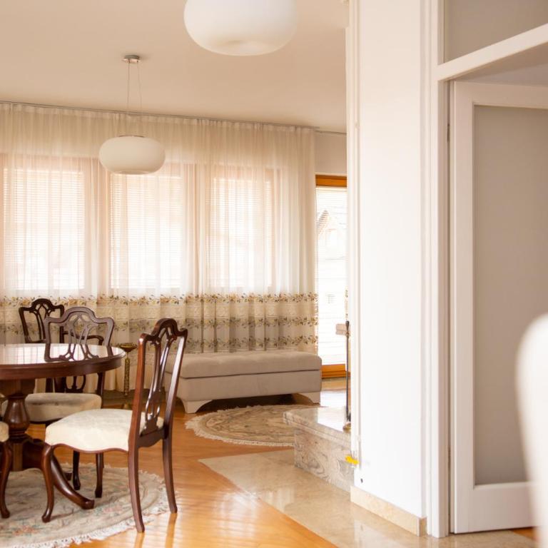 Engadin's Old Town Units - Free Parking - Apartman sa 2 Spavaće Sobe - 2