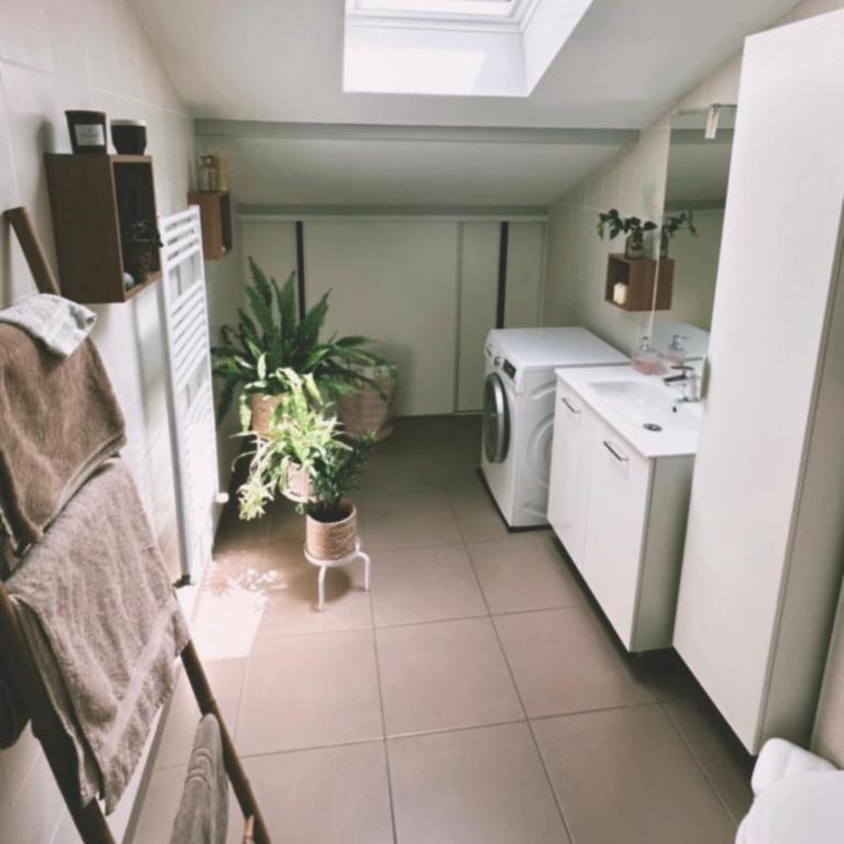 Location de charme T3 au 2e étage et dernier étage - Apartamento de 2 dormitorios - 20