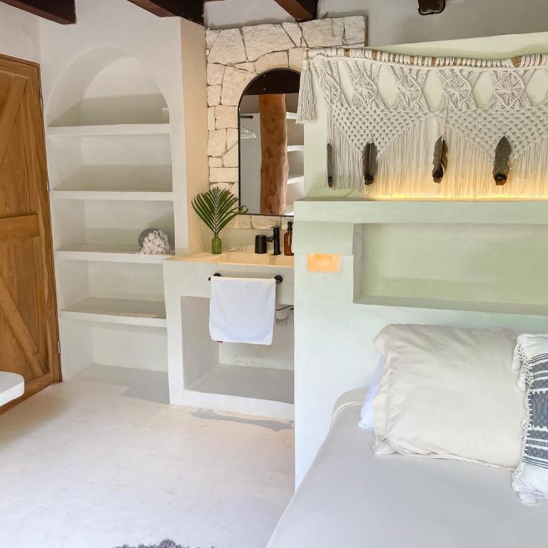 Amansala Resort - Habitación Básica - 4