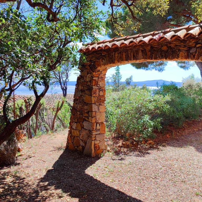 Villa Les Trois Chênes, piscine privée & vue mer sur Golfe de Saint Tropez - Villa - Vue sur Mer - 4