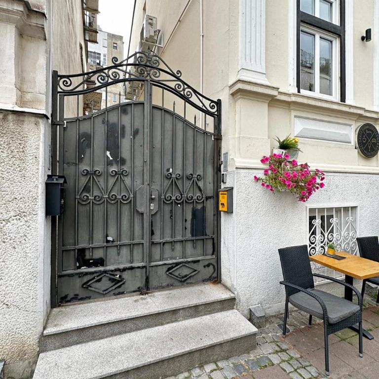 Royal Underground Belgrade - Apartman sa 2 Spavaće Sobe - 3