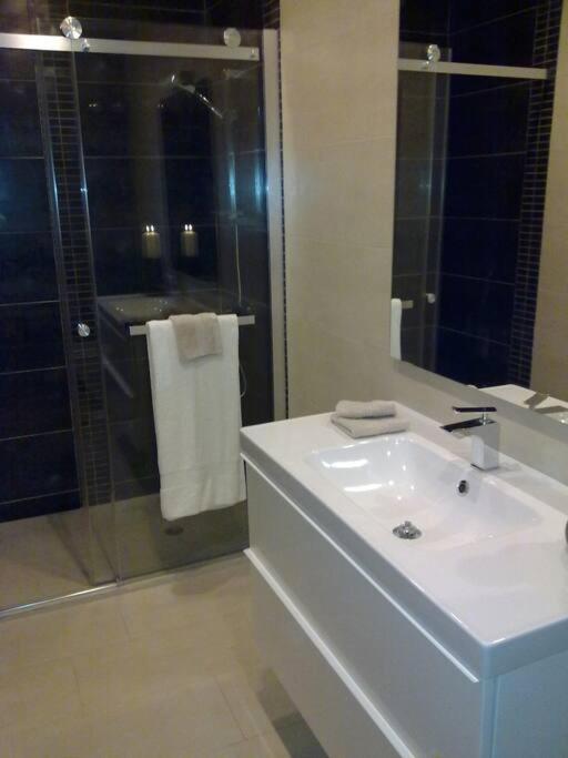 Renovated Townhouse - Sea View - Walk to Beach - Casa Unifamiliar de 2 dormitorios - 16