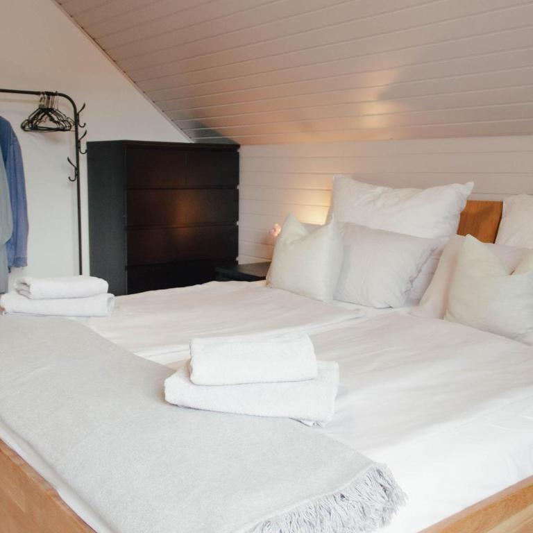 AUFTANKEN - Ferienwohnung Graf - Apartment mit 2 Schlafzimmern und Badezimmer - 6